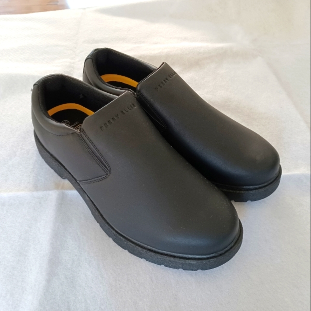 Perry Ellis Men's dress shoes for work